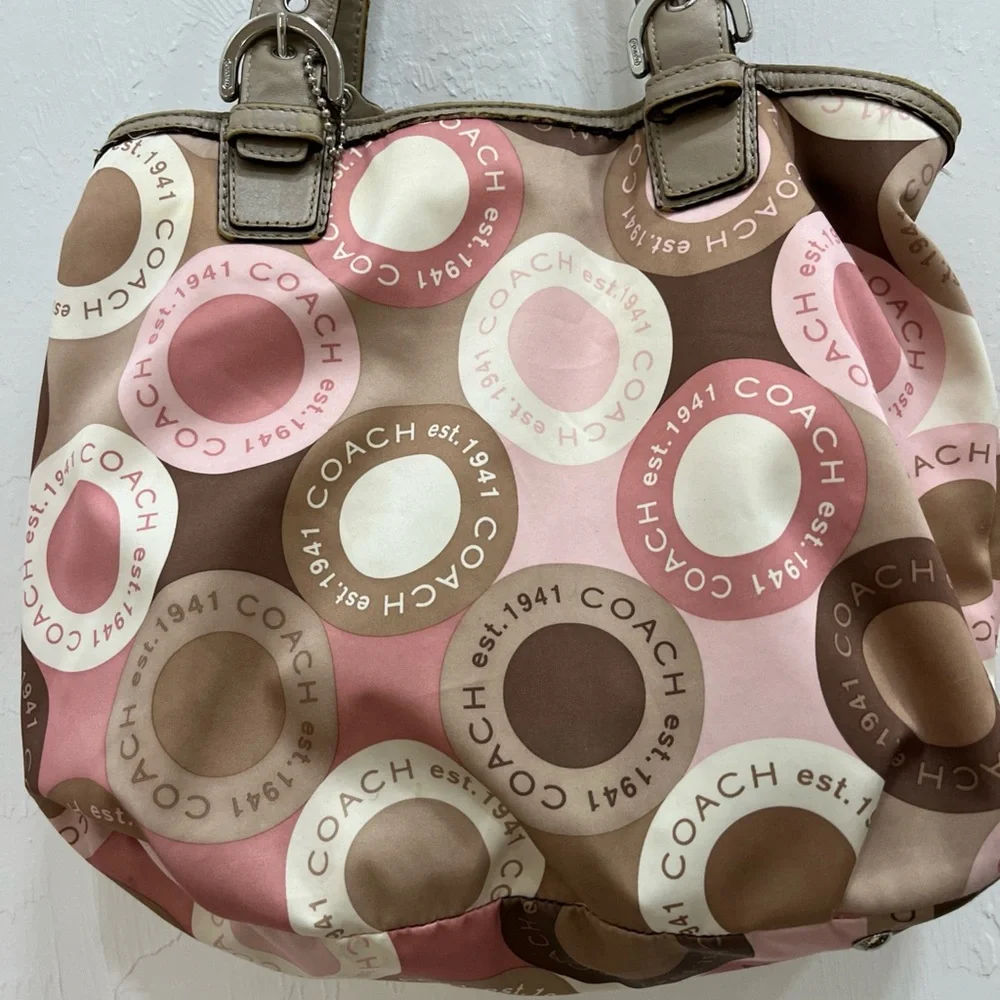 Coach Pink and Brown Circle Pattern Shoulder Bag - Picture 2 of 14